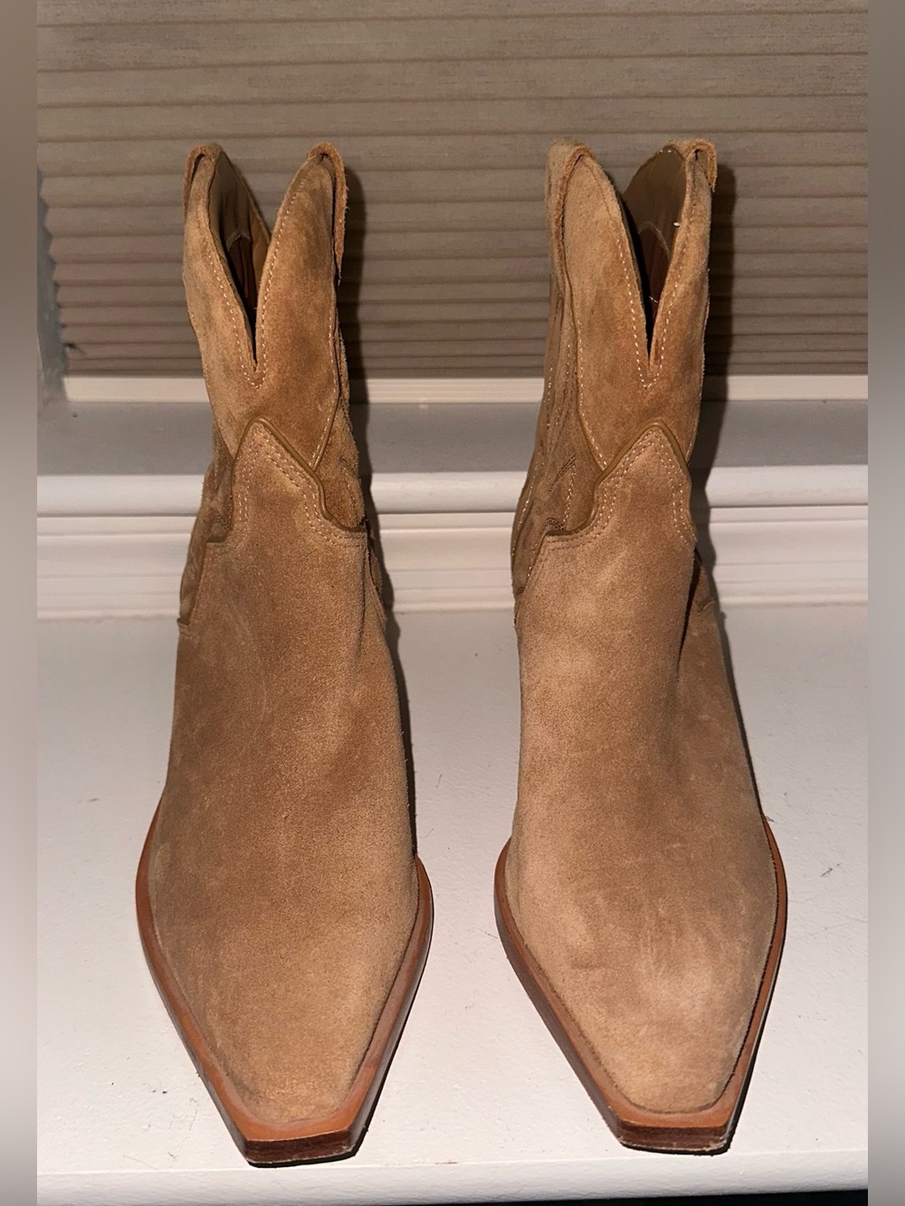 EUC - Reformation Tan Suede Western Ankle Boots Size 7🤠